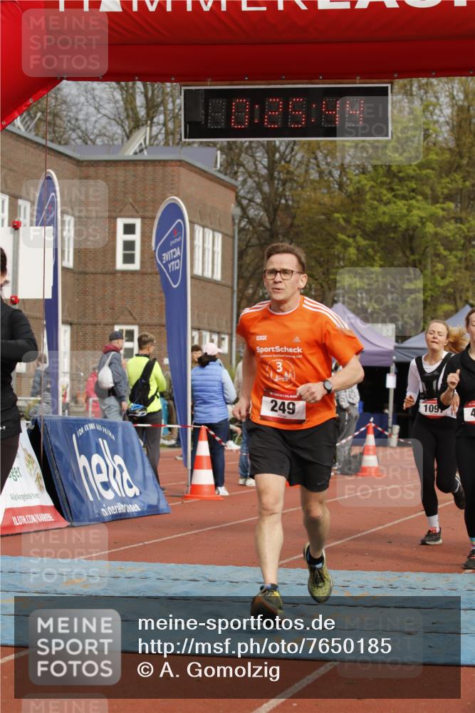 13.04.2025 - Hammer Lauf A. Gomolzig http://msf.ph/oto/7650185 13.04.2025 10:11:44 Ziel 175, 238, 249, 450, 577, 741, 767, 956, 1096, 1097 meine-sportfotos.de