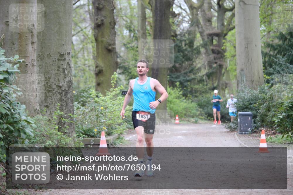 13.04.2025 - Hammer Lauf Jannik Wohlers http://msf.ph/oto/7650194 13.04.2025 10:04:25 Laufen 1031 meine-sportfotos.de