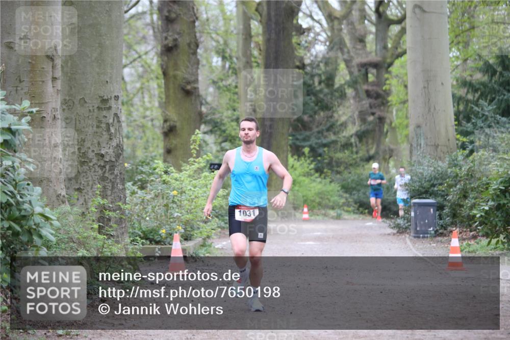 13.04.2025 - Hammer Lauf Jannik Wohlers http://msf.ph/oto/7650198 13.04.2025 10:04:25 Laufen 1031 meine-sportfotos.de