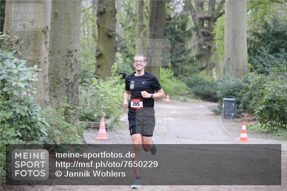 13.04.2025 - Hammer Lauf Jannik Wohlers http://msf.ph/oto/7650229 13.04.2025 10:04:08 Laufen 295 meine-sportfotos.de