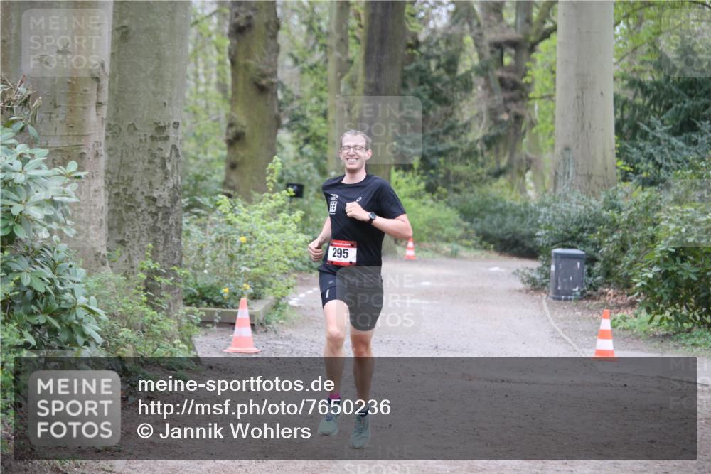13.04.2025 - Hammer Lauf Jannik Wohlers http://msf.ph/oto/7650236 13.04.2025 10:04:08 Laufen 295 meine-sportfotos.de