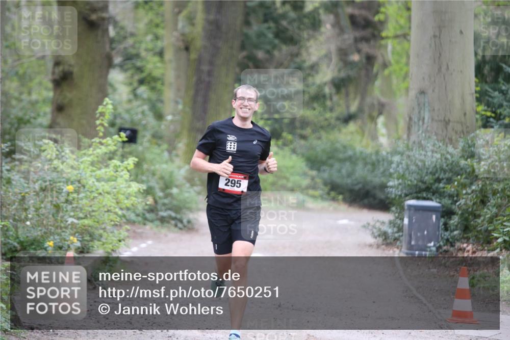 13.04.2025 - Hammer Lauf Jannik Wohlers http://msf.ph/oto/7650251 13.04.2025 10:04:07 Laufen 295 meine-sportfotos.de