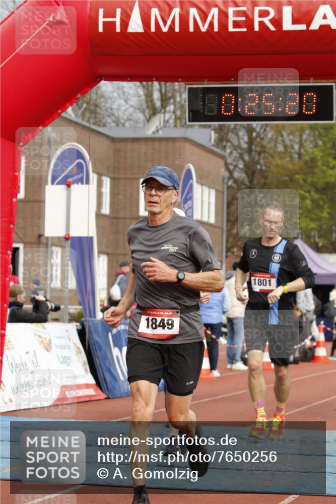 13.04.2025 - Hammer Lauf A. Gomolzig http://msf.ph/oto/7650256 13.04.2025 10:11:20 Ziel 430, 627, 648, 792, 824, 936, 953, 1106, 1279, 1345, 1708, 1801, 1849, 1864, 1903 meine-sportfotos.de