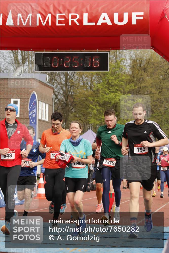 13.04.2025 - Hammer Lauf A. Gomolzig http://msf.ph/oto/7650282 13.04.2025 10:11:15 Ziel 430, 627, 648, 792, 824, 936, 1021, 1106, 1279, 1345, 1708, 1801, 1849, 1864, 1903 meine-sportfotos.de