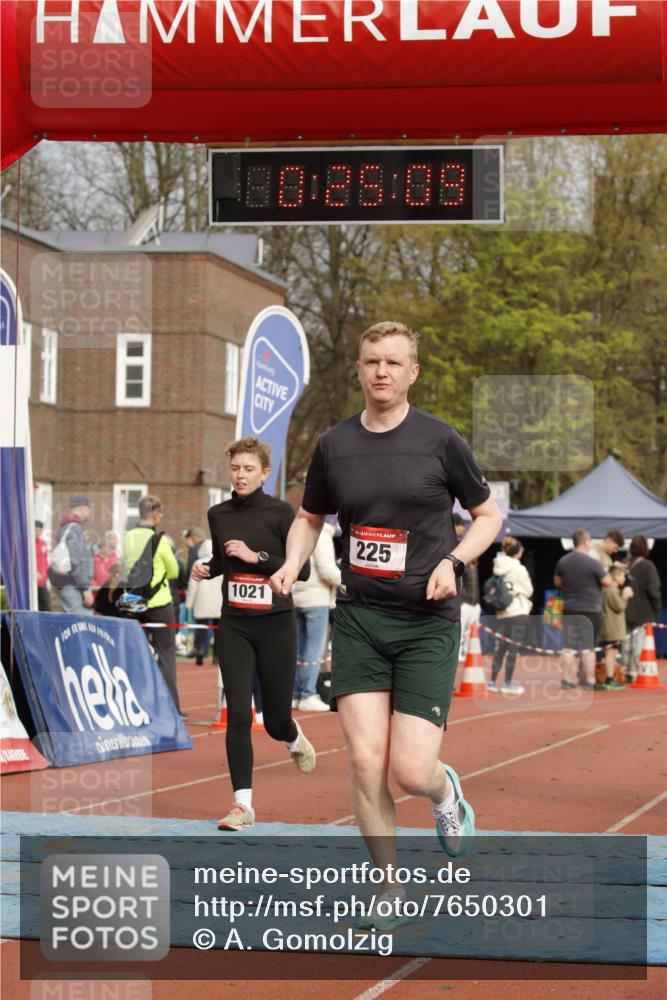 13.04.2025 - Hammer Lauf A. Gomolzig http://msf.ph/oto/7650301 13.04.2025 10:11:09 Ziel 648, 718, 792, 1021, 1903, 1961 meine-sportfotos.de