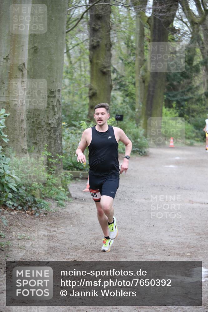 13.04.2025 - Hammer Lauf Jannik Wohlers http://msf.ph/oto/7650392 13.04.2025 10:03:53 Laufen 165 meine-sportfotos.de