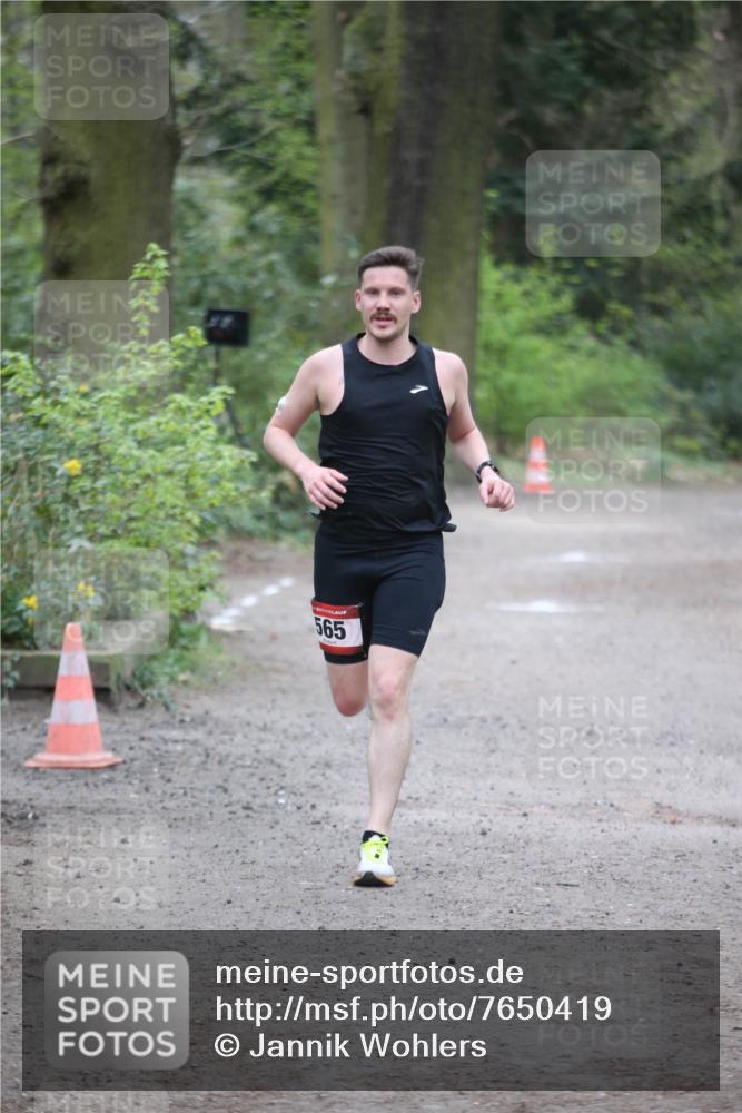 13.04.2025 - Hammer Lauf Jannik Wohlers http://msf.ph/oto/7650419 13.04.2025 10:03:51 Laufen 565 meine-sportfotos.de