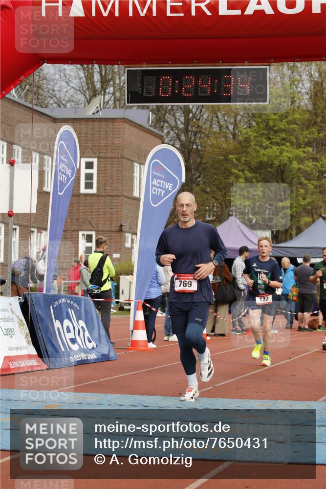13.04.2025 - Hammer Lauf A. Gomolzig http://msf.ph/oto/7650431 13.04.2025 10:10:34 Ziel 122, 330, 383, 769, 1148, 1229, 1728, 1743, 1949, 1964 meine-sportfotos.de