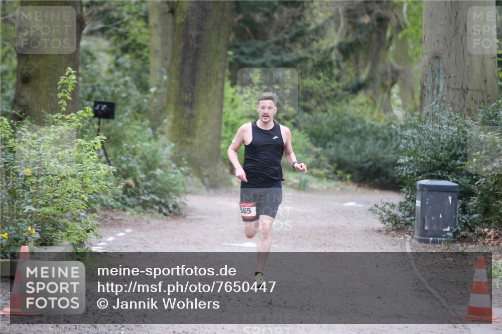 13.04.2025 - Hammer Lauf Jannik Wohlers http://msf.ph/oto/7650447 13.04.2025 10:03:50 Laufen 565 meine-sportfotos.de