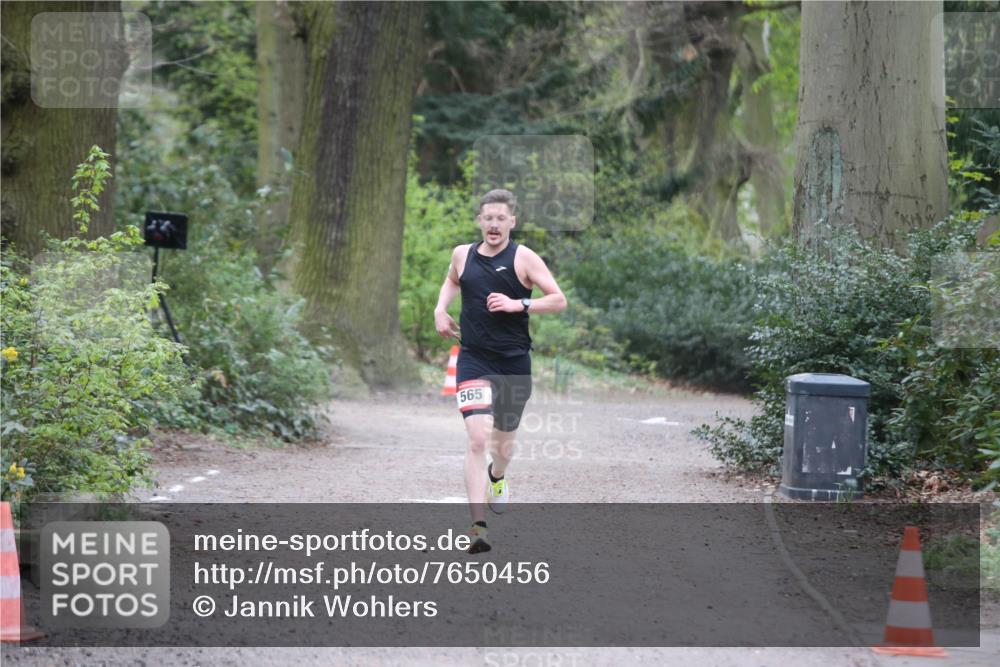 13.04.2025 - Hammer Lauf Jannik Wohlers http://msf.ph/oto/7650456 13.04.2025 10:03:49 Laufen 565 meine-sportfotos.de