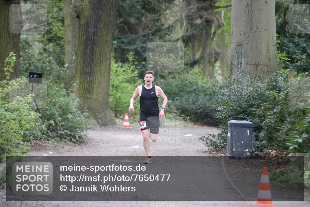 13.04.2025 - Hammer Lauf Jannik Wohlers http://msf.ph/oto/7650477 13.04.2025 10:03:48 Laufen 565 meine-sportfotos.de
