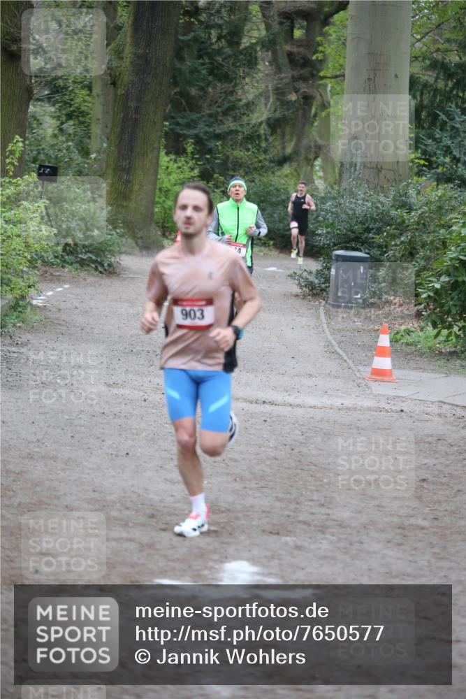 13.04.2025 - Hammer Lauf Jannik Wohlers http://msf.ph/oto/7650577 13.04.2025 10:03:42 Laufen 903 meine-sportfotos.de