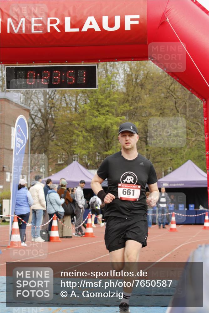 13.04.2025 - Hammer Lauf A. Gomolzig http://msf.ph/oto/7650587 13.04.2025 10:09:50 Ziel 611, 661, 729 meine-sportfotos.de