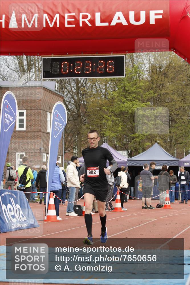 13.04.2025 - Hammer Lauf A. Gomolzig http://msf.ph/oto/7650656 13.04.2025 10:09:26 Ziel 982, 1074 meine-sportfotos.de