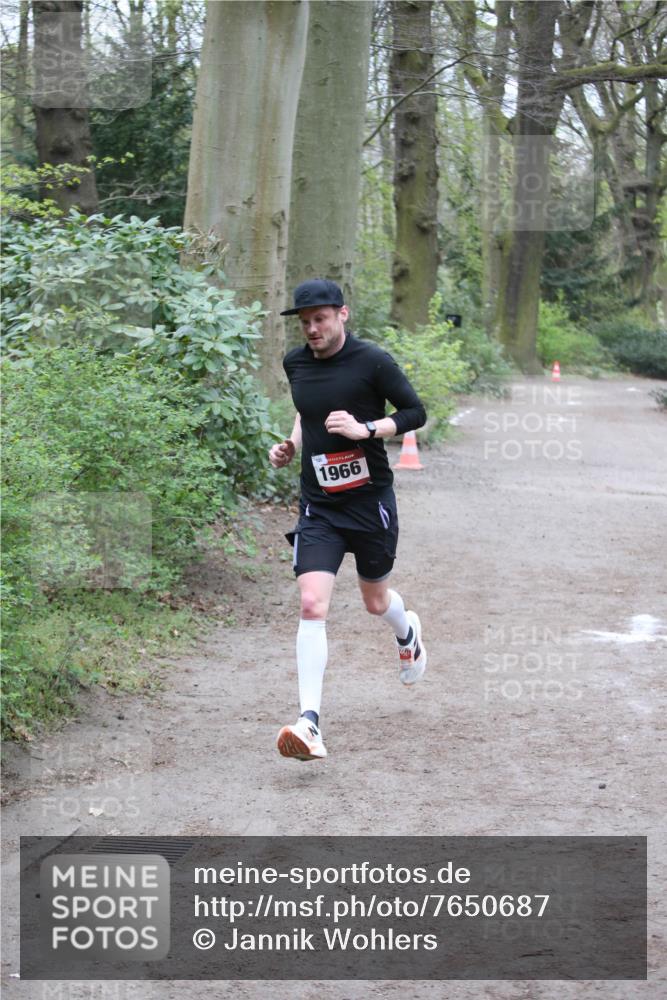 13.04.2025 - Hammer Lauf Jannik Wohlers http://msf.ph/oto/7650687 13.04.2025 10:03:20 Laufen 1966 meine-sportfotos.de