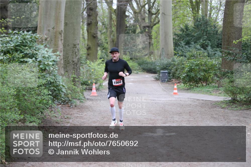 13.04.2025 - Hammer Lauf Jannik Wohlers http://msf.ph/oto/7650692 13.04.2025 10:03:19 Laufen 1966 meine-sportfotos.de