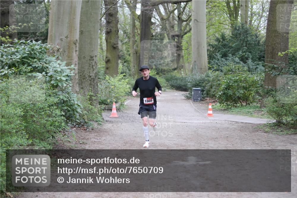 13.04.2025 - Hammer Lauf Jannik Wohlers http://msf.ph/oto/7650709 13.04.2025 10:03:19 Laufen 1966 meine-sportfotos.de