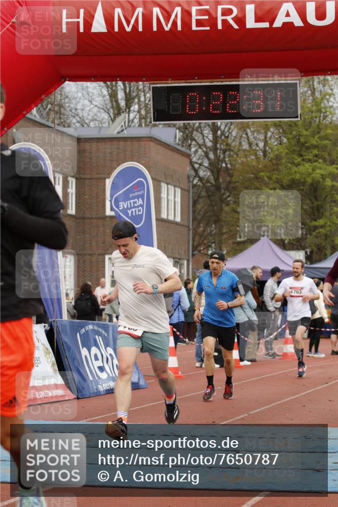 13.04.2025 - Hammer Lauf A. Gomolzig http://msf.ph/oto/7650787 13.04.2025 10:08:31 Ziel 132, 239, 766, 1119, 1349, 1763, 1987 meine-sportfotos.de
