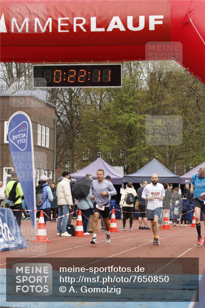 13.04.2025 - Hammer Lauf A. Gomolzig http://msf.ph/oto/7650850 13.04.2025 10:08:11 Ziel 390, 889, 1077, 1717, 1797 meine-sportfotos.de