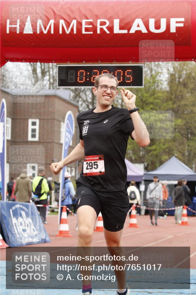13.04.2025 - Hammer Lauf A. Gomolzig http://msf.ph/oto/7651017 13.04.2025 10:06:05 Ziel 295 meine-sportfotos.de