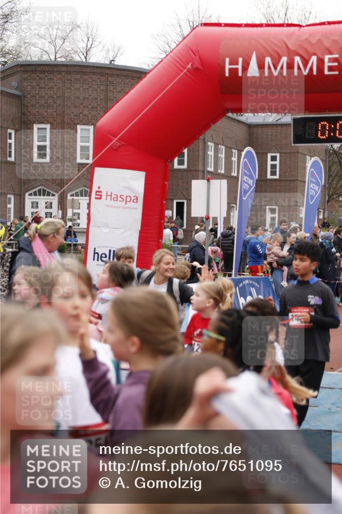 13.04.2025 - Hammer Lauf A. Gomolzig http://msf.ph/oto/7651095 13.04.2025 09:27:40 Ziel  meine-sportfotos.de