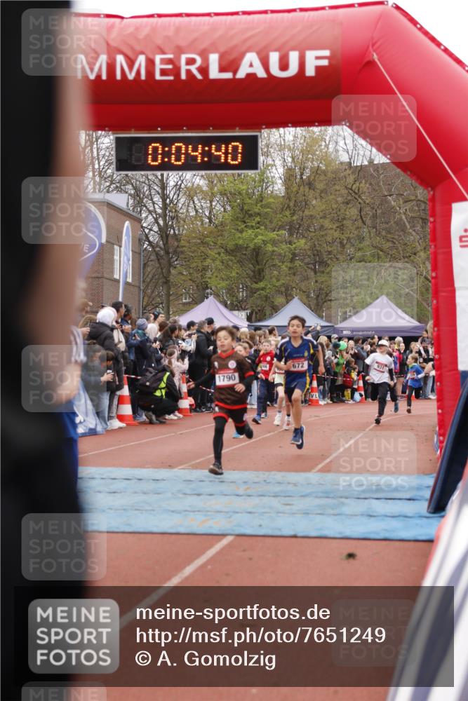 13.04.2025 - Hammer Lauf A. Gomolzig http://msf.ph/oto/7651249 13.04.2025 09:22:48 Ziel 535, 672, 931, 968, 1034, 1050, 1235, 1259, 1306, 1402, 1528, 1726, 1790 meine-sportfotos.de