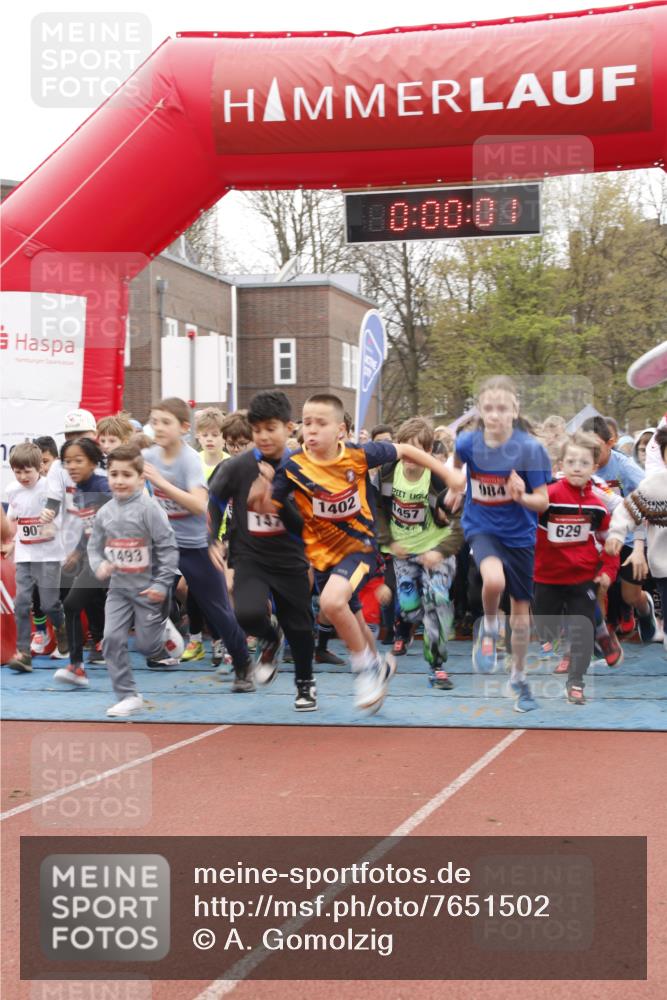 13.04.2025 - Hammer Lauf A. Gomolzig http://msf.ph/oto/7651502 13.04.2025 09:18:09 Ziel 403, 424, 457, 458, 478, 508, 535, 541, 594, 610, 613, 629, 657, 672, 687, 700, 701, 755, 774, 780, 782, 783, 784, 785, 786, 787, 789, 793, 799, 800, 801, 811, 814, 822, 825, 847, 849, 861, 870, 877, 883, 887, 891, 892, 894, 898, 907, 909, 910, 918, 925, 928, 930, 931, 932, 933, 944, 952, 968, 972, 978, 984, 985, 988, 996, 1012, 1020, 1034, 1037, 1038, 1056, 1058, 1072, 1073, 1089, 1102, 1116, 1133, 1159 meine-sportfotos.de