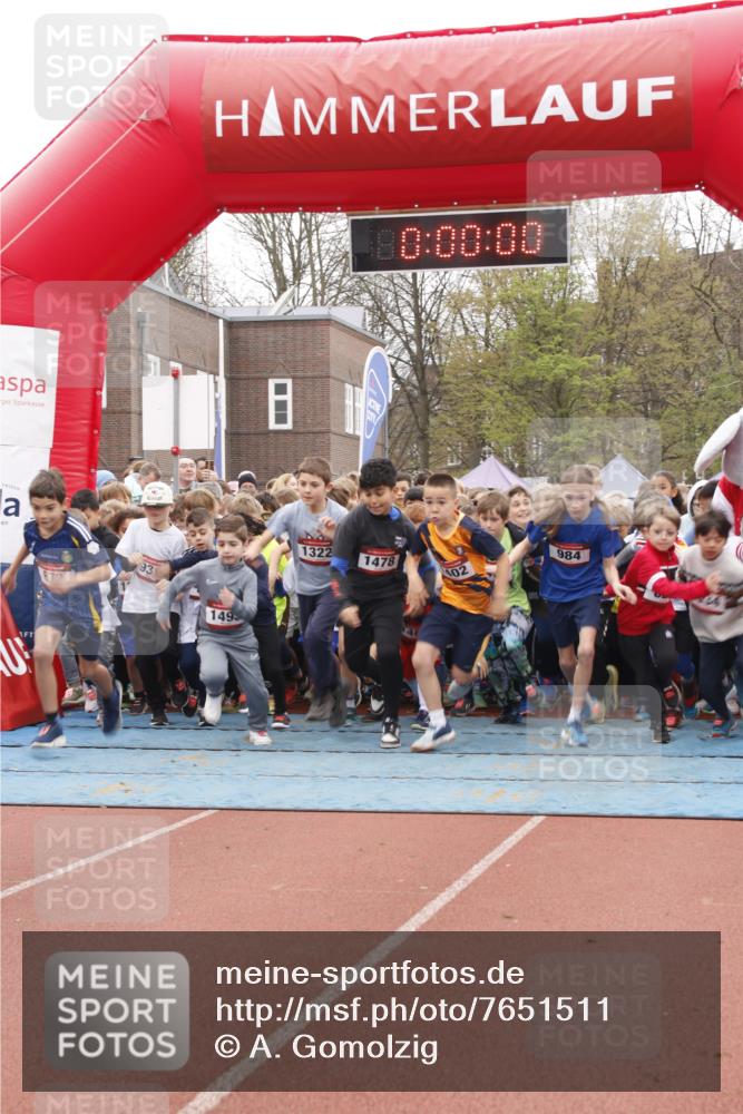 13.04.2025 - Hammer Lauf A. Gomolzig http://msf.ph/oto/7651511 13.04.2025 09:18:08 Ziel 403, 424, 457, 458, 478, 508, 535, 541, 594, 610, 613, 629, 657, 672, 687, 700, 701, 755, 780, 782, 784, 785, 786, 787, 793, 799, 800, 801, 811, 814, 822, 825, 847, 849, 861, 870, 877, 883, 887, 891, 892, 894, 898, 907, 909, 918, 925, 930, 931, 932, 933, 944, 952, 968, 972, 978, 984, 985, 988, 996, 1012, 1020, 1034, 1038, 1056, 1058, 1072, 1073, 1089, 1102, 1133, 1159 meine-sportfotos.de