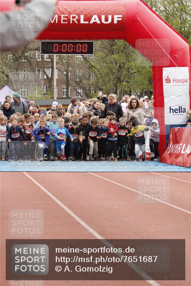 13.04.2025 - Hammer Lauf A. Gomolzig http://msf.ph/oto/7651687 13.04.2025 09:08:23 Ziel  meine-sportfotos.de