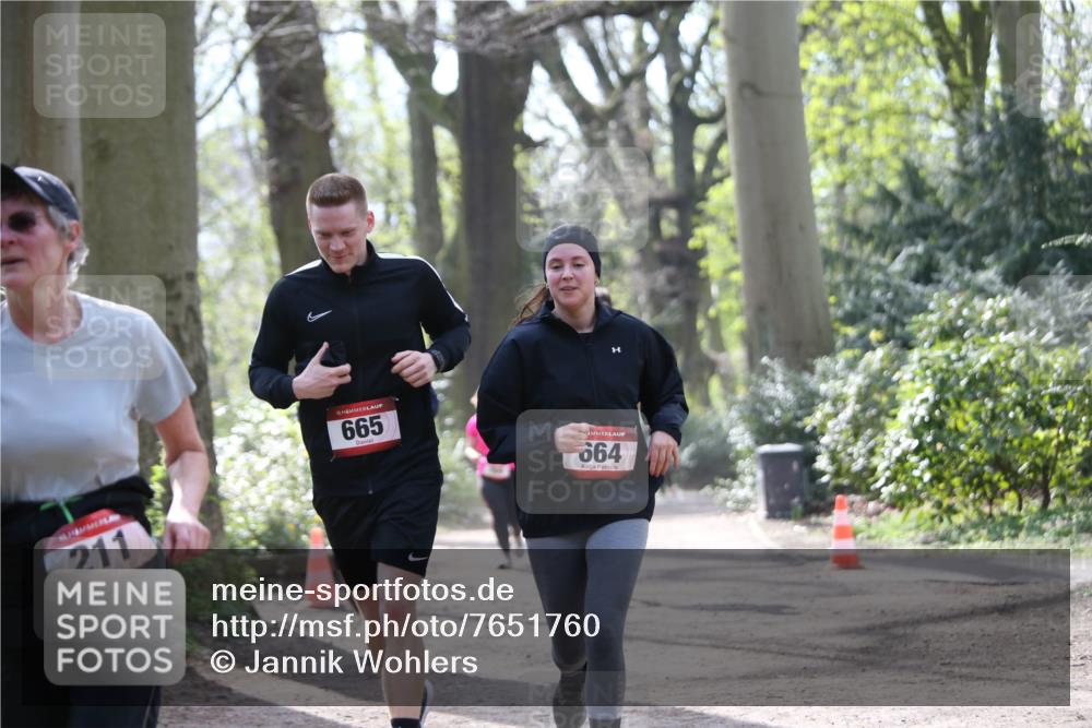 13.04.2025 - Hammer Lauf Jannik Wohlers http://msf.ph/oto/7651760 13.04.2025 10:47:28 Laufen 15, 211, 15, 665, 664 meine-sportfotos.de