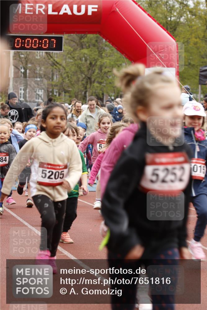 13.04.2025 - Hammer Lauf A. Gomolzig http://msf.ph/oto/7651816 13.04.2025 09:00:05 Ziel  meine-sportfotos.de