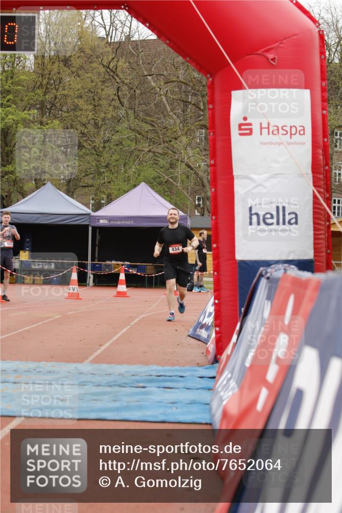 13.04.2025 - Hammer Lauf A. Gomolzig http://msf.ph/oto/7652064 13.04.2025 13:38:38 Ziel 434 meine-sportfotos.de