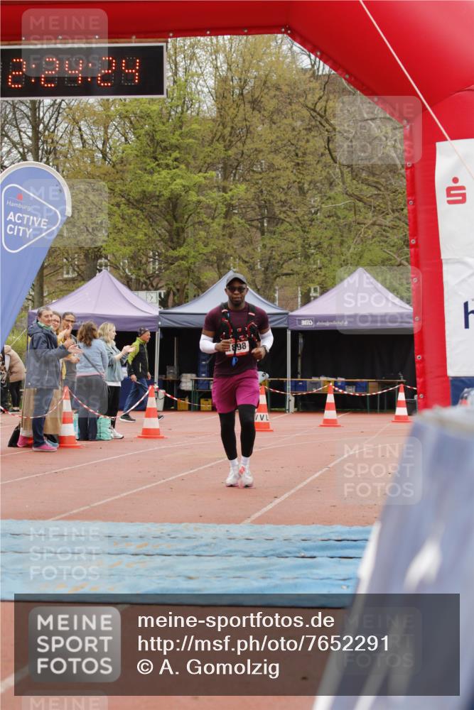 13.04.2025 - Hammer Lauf A. Gomolzig http://msf.ph/oto/7652291 13.04.2025 13:24:22 Ziel 1898 meine-sportfotos.de