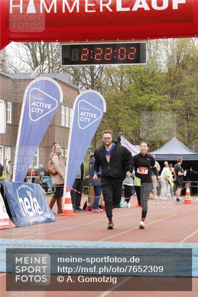 13.04.2025 - Hammer Lauf A. Gomolzig http://msf.ph/oto/7652309 13.04.2025 13:22:00 Ziel 817, 818 meine-sportfotos.de