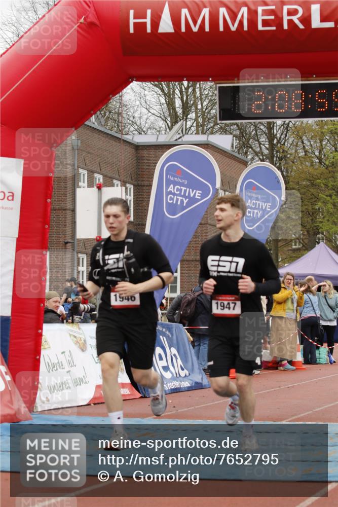 13.04.2025 - Hammer Lauf A. Gomolzig http://msf.ph/oto/7652795 13.04.2025 13:08:53 Ziel 1946, 1947 meine-sportfotos.de