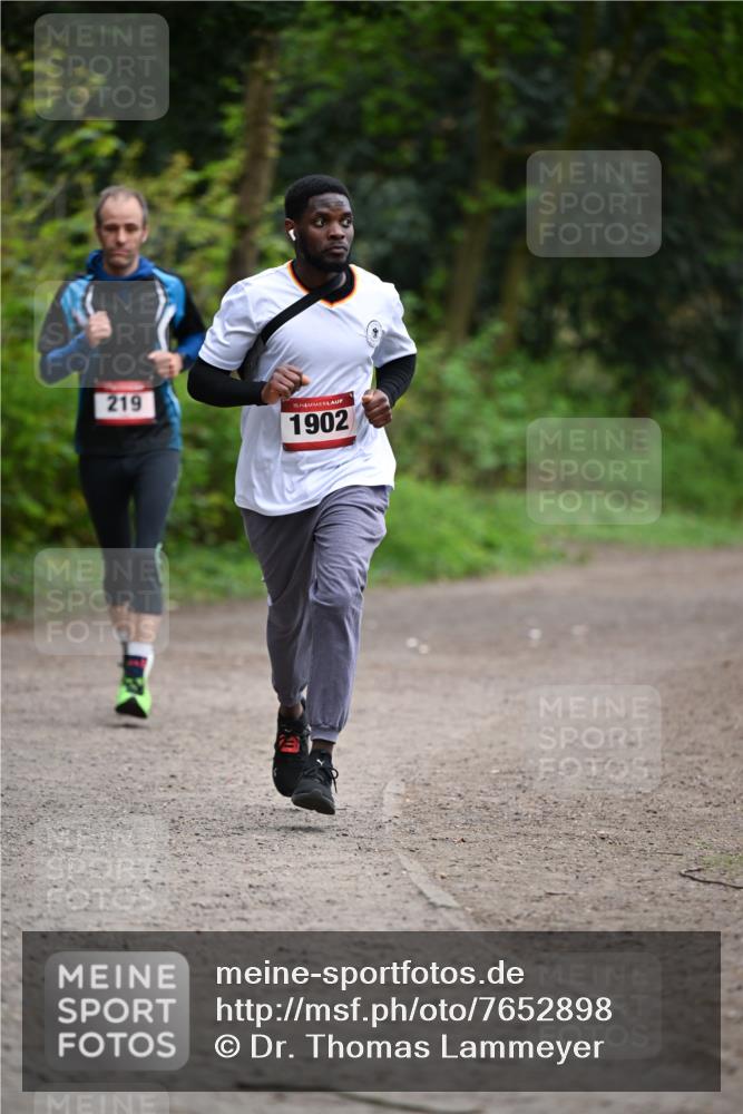 13.04.2025 - Hammer Lauf Dr. Thomas Lammeyer http://msf.ph/oto/7652898 13.04.2025 10:31:19 Laufen 219, 15, 1902 meine-sportfotos.de
