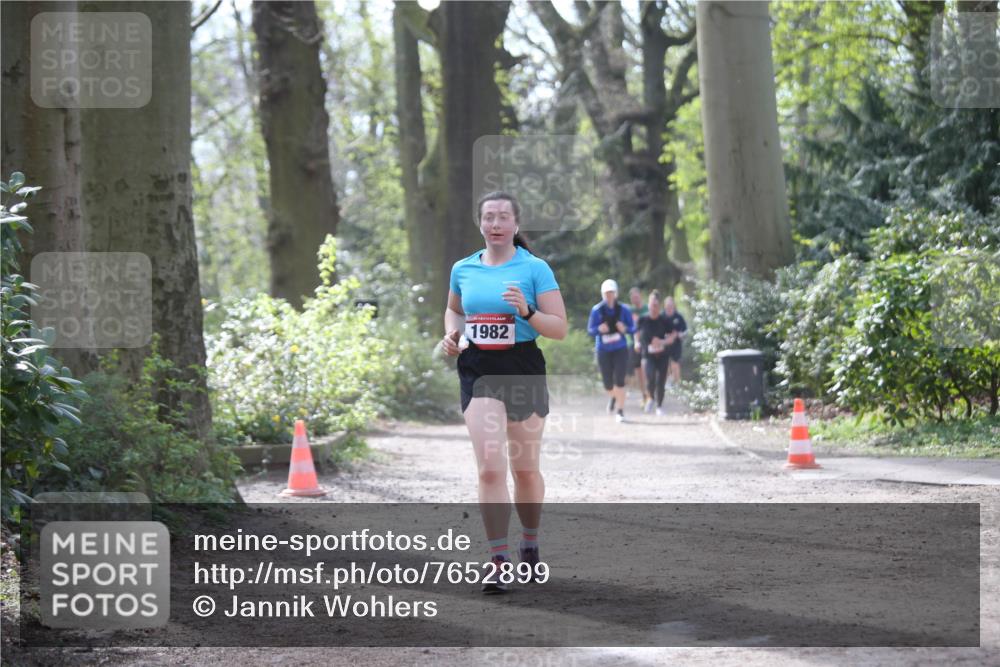 13.04.2025 - Hammer Lauf Jannik Wohlers http://msf.ph/oto/7652899 13.04.2025 10:42:07 Laufen 1982 meine-sportfotos.de
