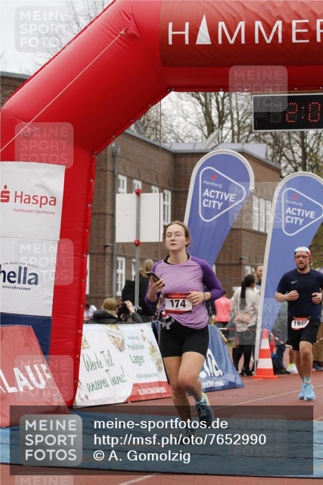 13.04.2025 - Hammer Lauf A. Gomolzig http://msf.ph/oto/7652990 13.04.2025 13:03:55 Ziel 167, 174, 977, 1945 meine-sportfotos.de