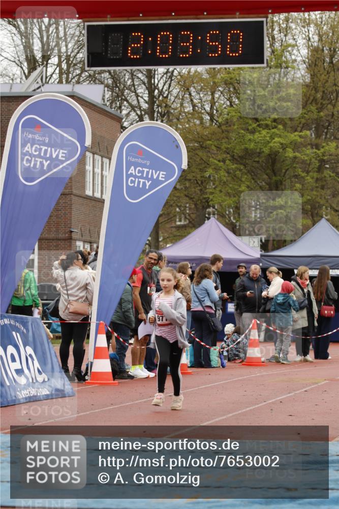 13.04.2025 - Hammer Lauf A. Gomolzig http://msf.ph/oto/7653002 13.04.2025 13:03:48 Ziel 977 meine-sportfotos.de