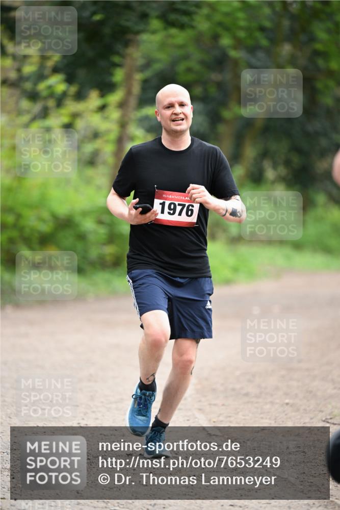 13.04.2025 - Hammer Lauf Dr. Thomas Lammeyer http://msf.ph/oto/7653249 13.04.2025 10:31:51 Laufen 15, 1976 meine-sportfotos.de