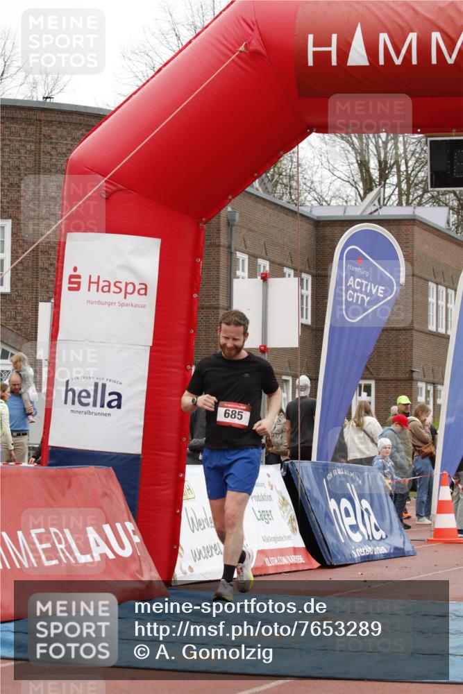 13.04.2025 - Hammer Lauf A. Gomolzig http://msf.ph/oto/7653289 13.04.2025 12:58:38 Ziel 599, 685, 1265, 1268 meine-sportfotos.de