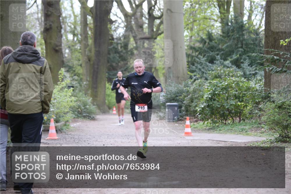 13.04.2025 - Hammer Lauf Jannik Wohlers http://msf.ph/oto/7653984 13.04.2025 10:37:27 Laufen 210 meine-sportfotos.de