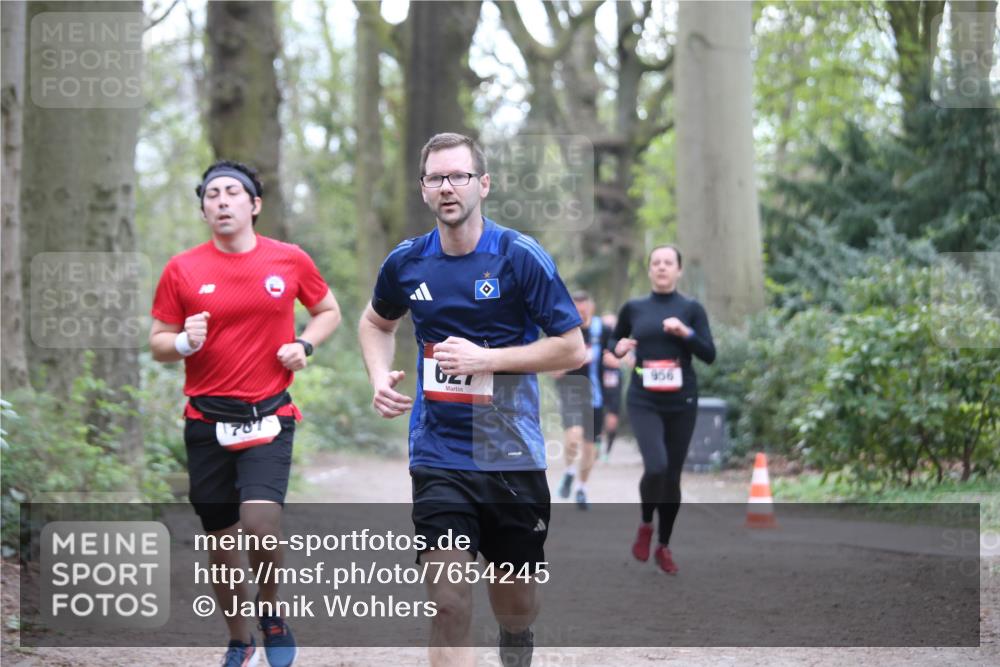13.04.2025 - Hammer Lauf Jannik Wohlers http://msf.ph/oto/7654245 13.04.2025 10:36:01 Laufen 1707 meine-sportfotos.de