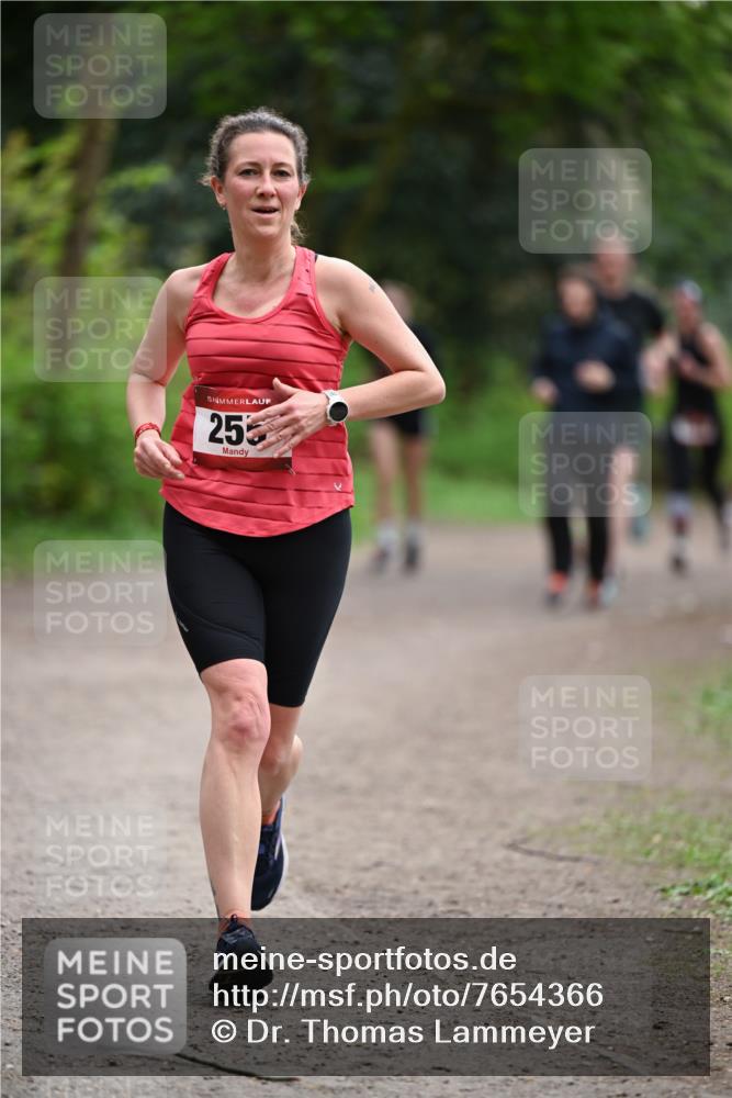 13.04.2025 - Hammer Lauf Dr. Thomas Lammeyer http://msf.ph/oto/7654366 13.04.2025 10:34:17 Laufen 255 meine-sportfotos.de