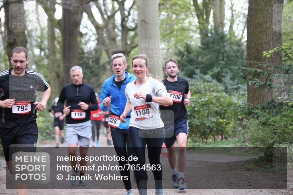 13.04.2025 - Hammer Lauf Jannik Wohlers http://msf.ph/oto/7654563 13.04.2025 10:34:00 Laufen 15, 792, 175, 238, 6, 1106, 1708 meine-sportfotos.de