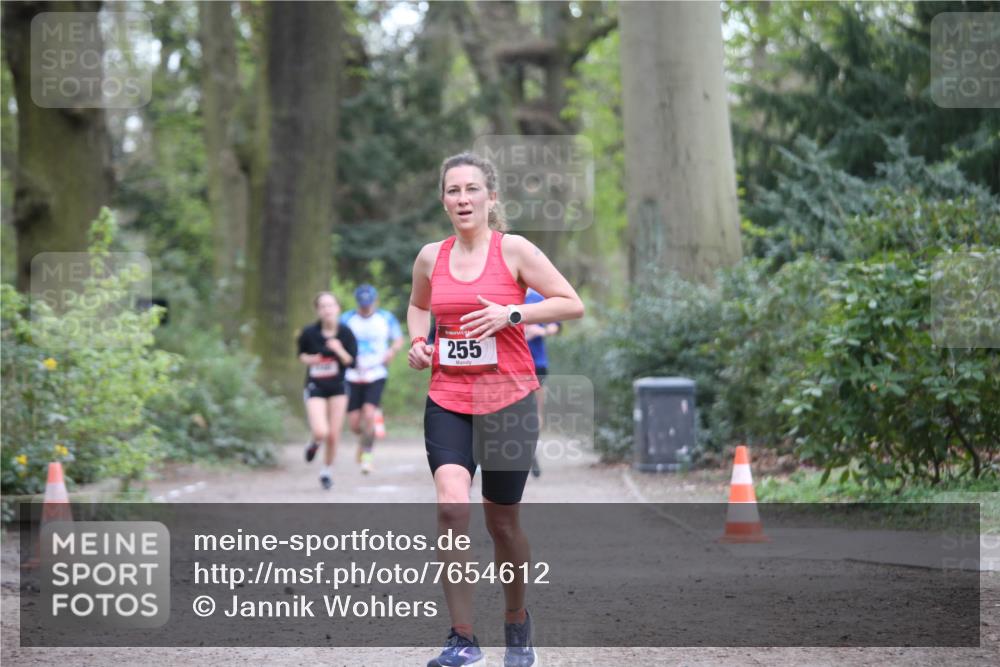13.04.2025 - Hammer Lauf Jannik Wohlers http://msf.ph/oto/7654612 13.04.2025 10:33:30 Laufen 255 meine-sportfotos.de