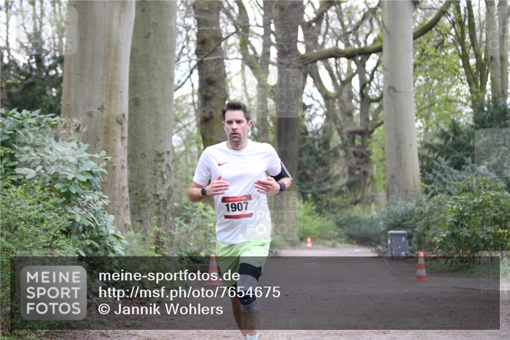 13.04.2025 - Hammer Lauf Jannik Wohlers http://msf.ph/oto/7654675 13.04.2025 10:32:50 Laufen 15, 1907 meine-sportfotos.de