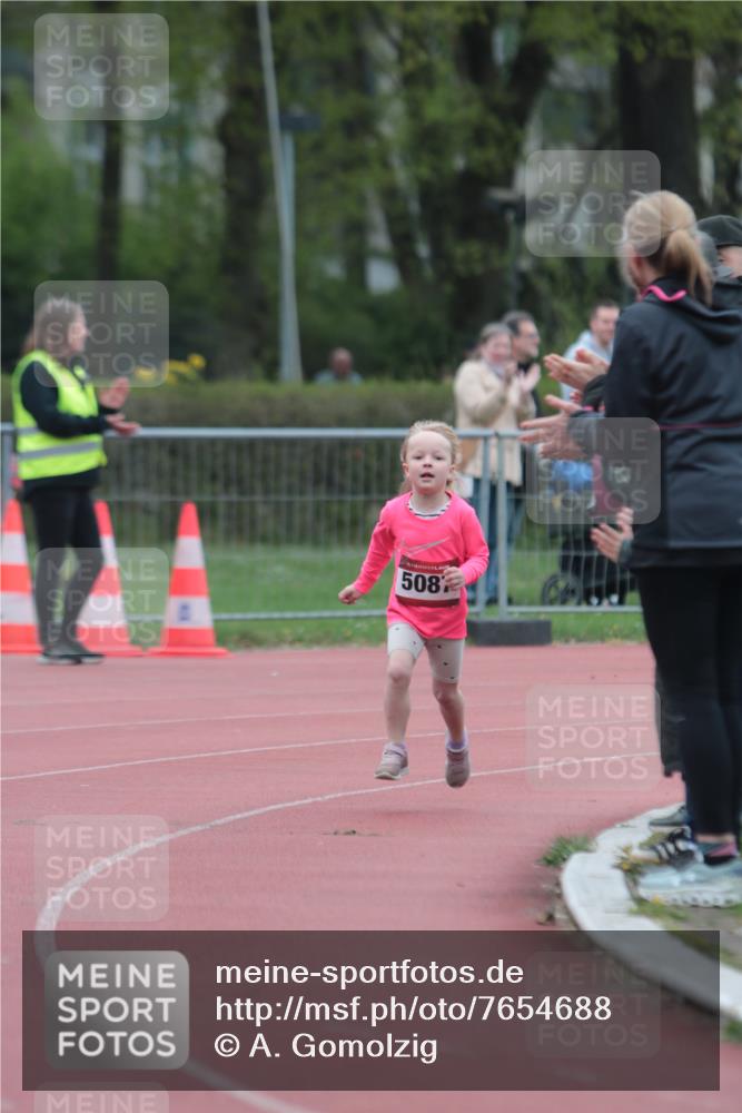 13.04.2025 - Hammer Lauf A. Gomolzig http://msf.ph/oto/7654688 13.04.2025 09:01:51 Ziel  meine-sportfotos.de