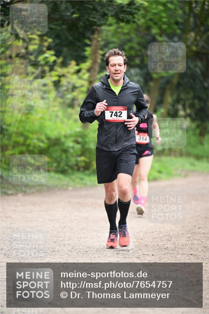 13.04.2025 - Hammer Lauf Dr. Thomas Lammeyer http://msf.ph/oto/7654757 13.04.2025 10:35:19 Laufen 15, 742, 314 meine-sportfotos.de