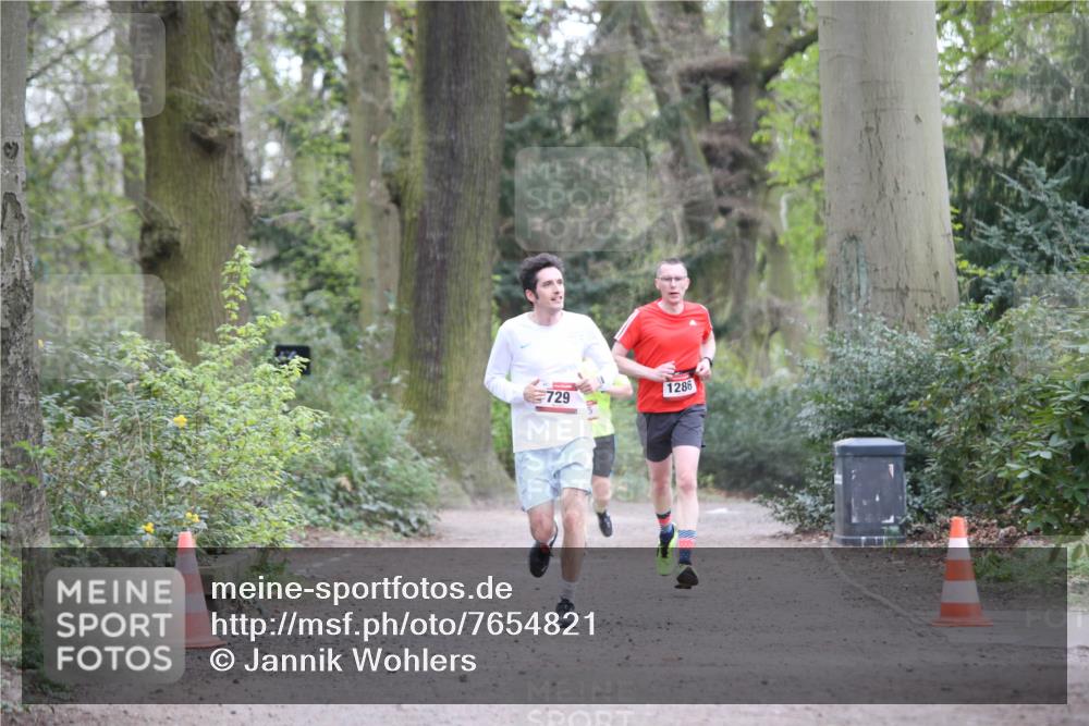 13.04.2025 - Hammer Lauf Jannik Wohlers http://msf.ph/oto/7654821 13.04.2025 10:32:09 Laufen 1286, 729, 2 meine-sportfotos.de
